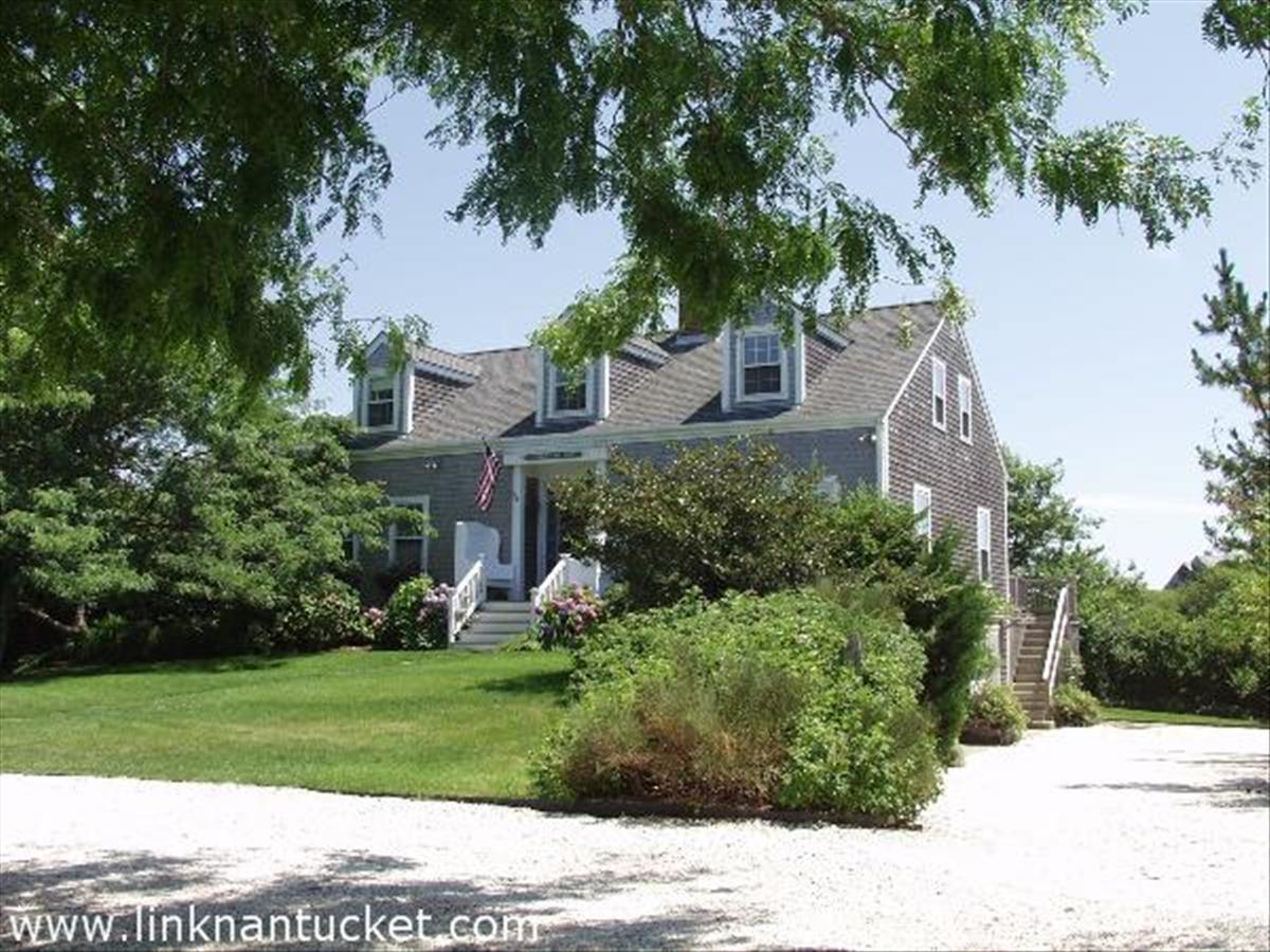 178 Cliff Road Nantucket, MA 02554 - Photo 2 of 11 Gallery Image 2