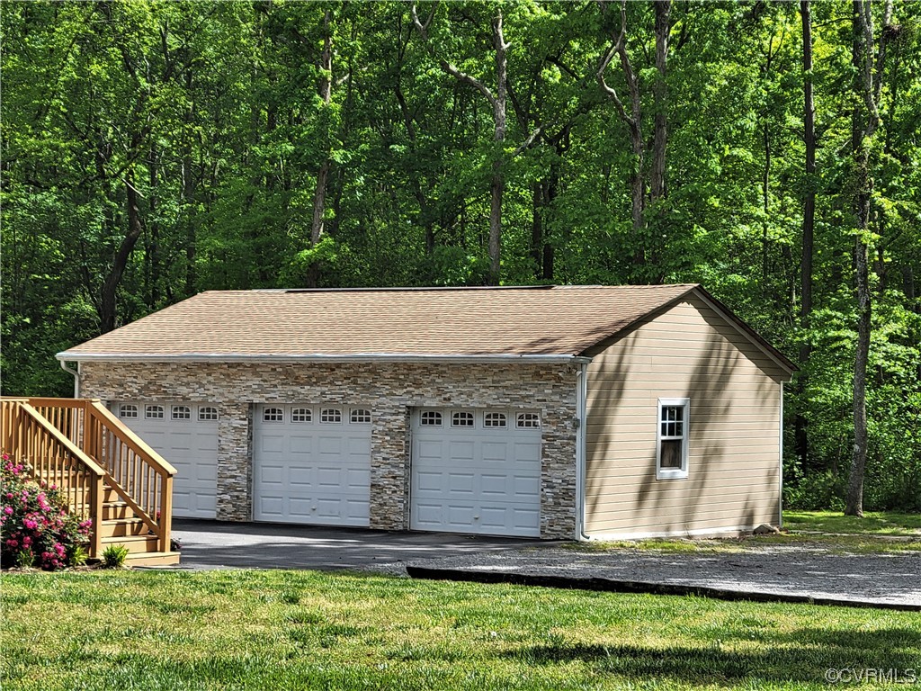 13569 Greenwood Road Glen Allen, VA 23059 - Photo 37 of 49 a view of a house with a yard balcony and wooden fence