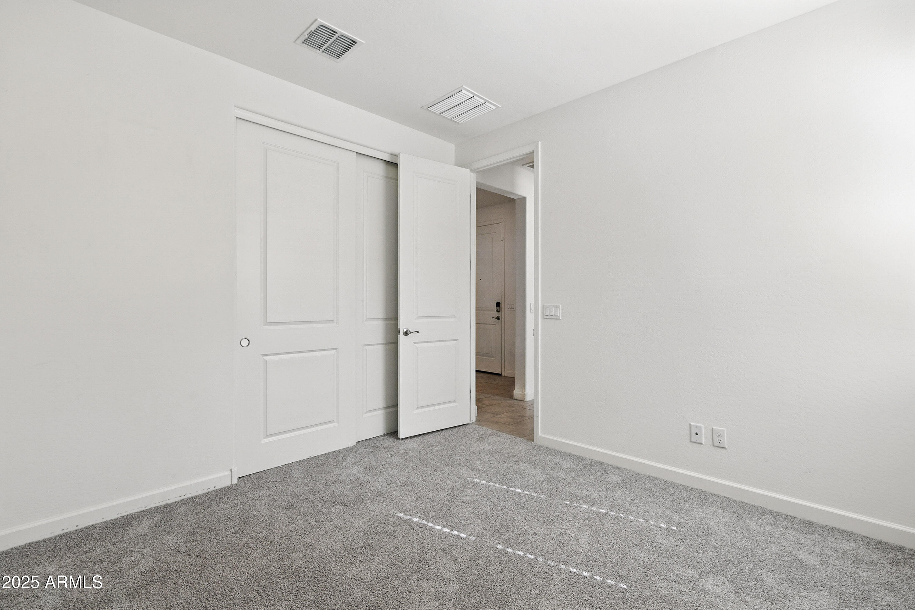 2816 West Pollack Street Phoenix, AZ 85041 - Photo 29 of 63 a view of an empty room