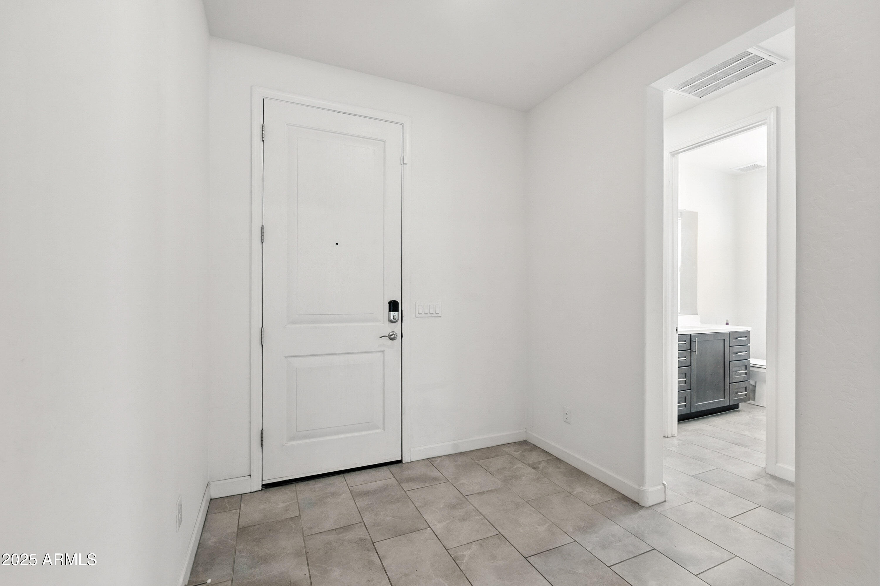 2816 West Pollack Street Phoenix, AZ 85041 - Photo 48 of 63 a view of an empty room