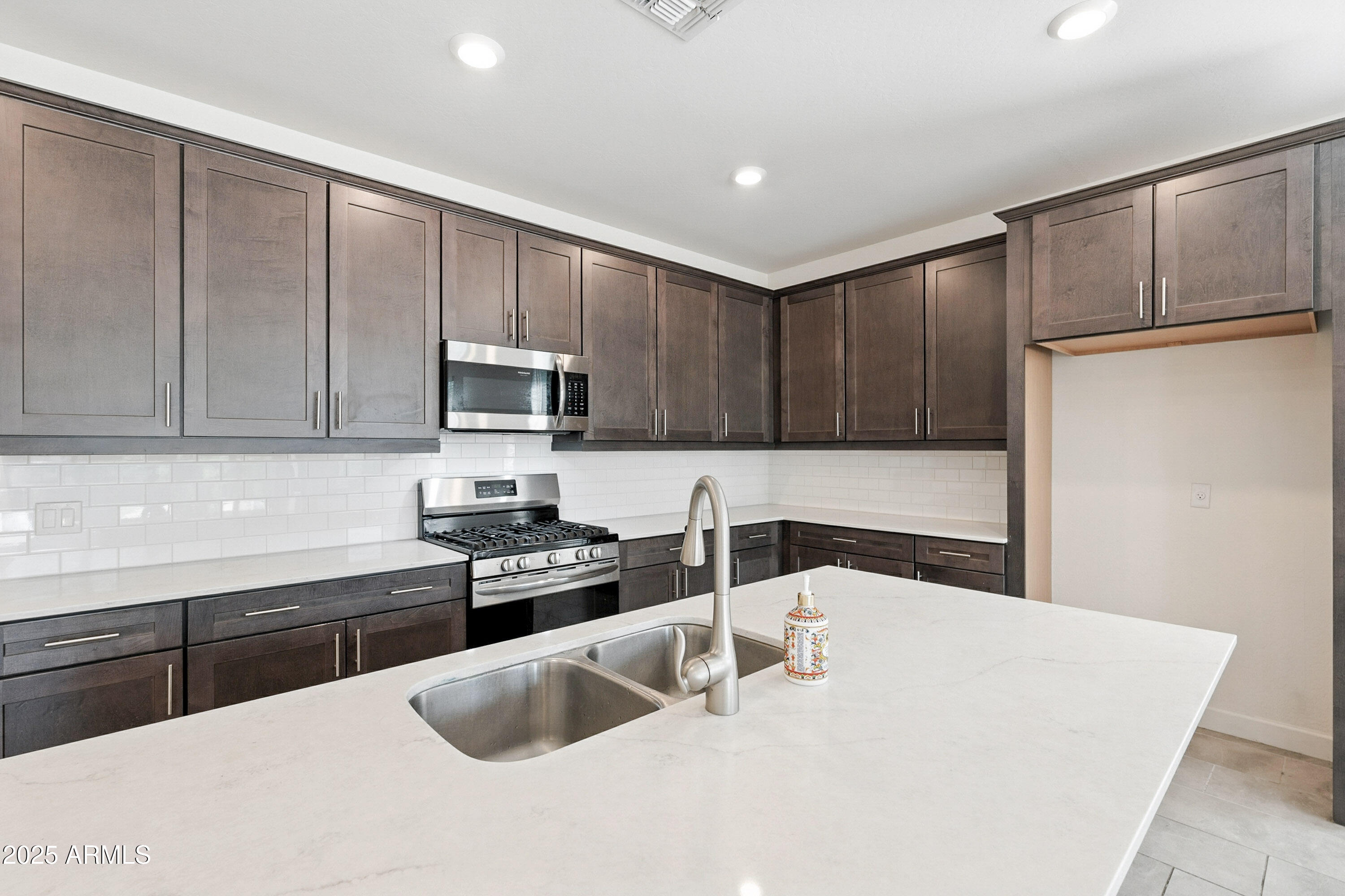 2816 West Pollack Street Phoenix, AZ 85041 - Photo 56 of 63 Pollack-16