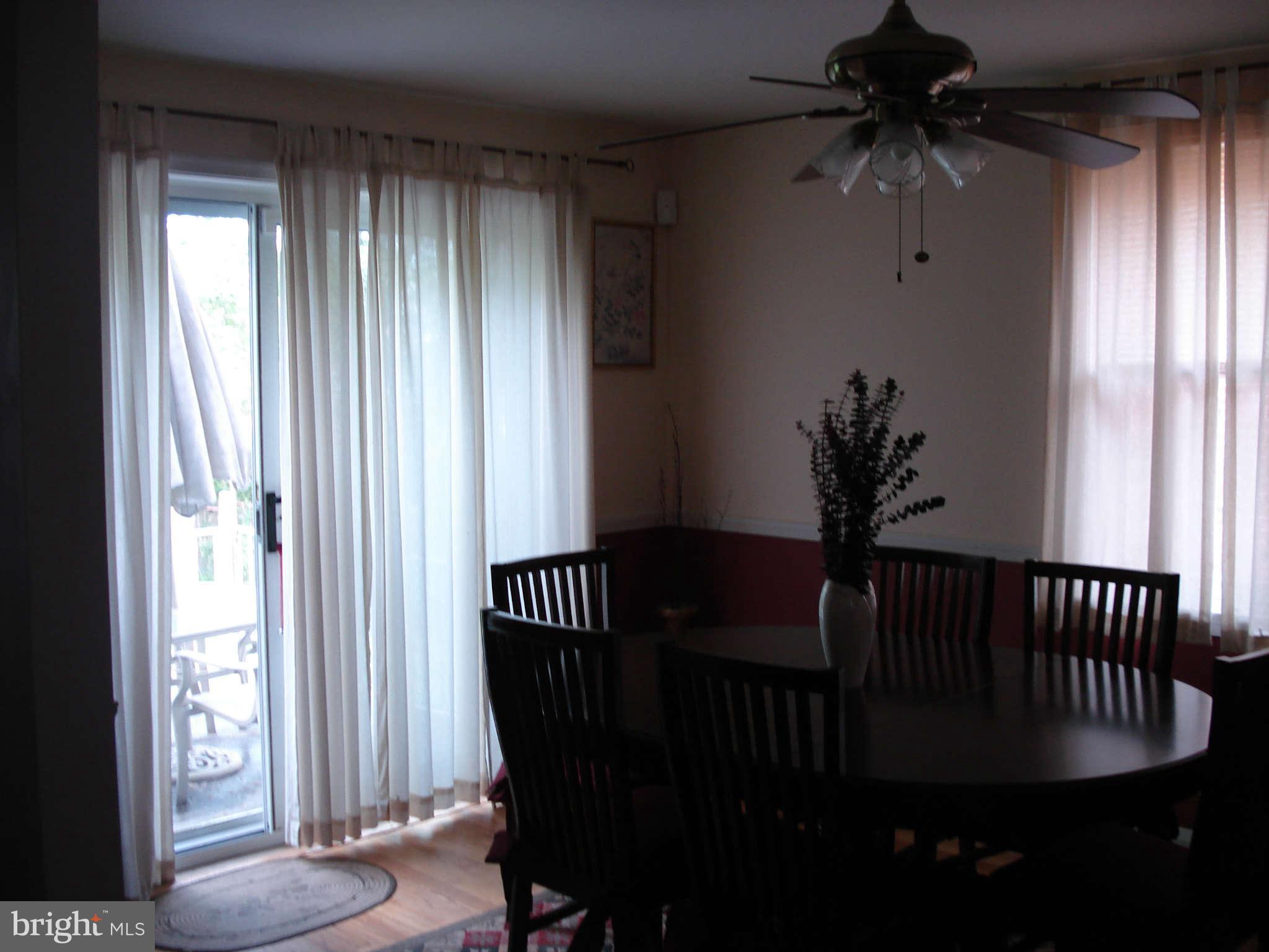 2804 Topaz Road Baltimore, MD 21234 - Photo 12 of 30 Dining Room
