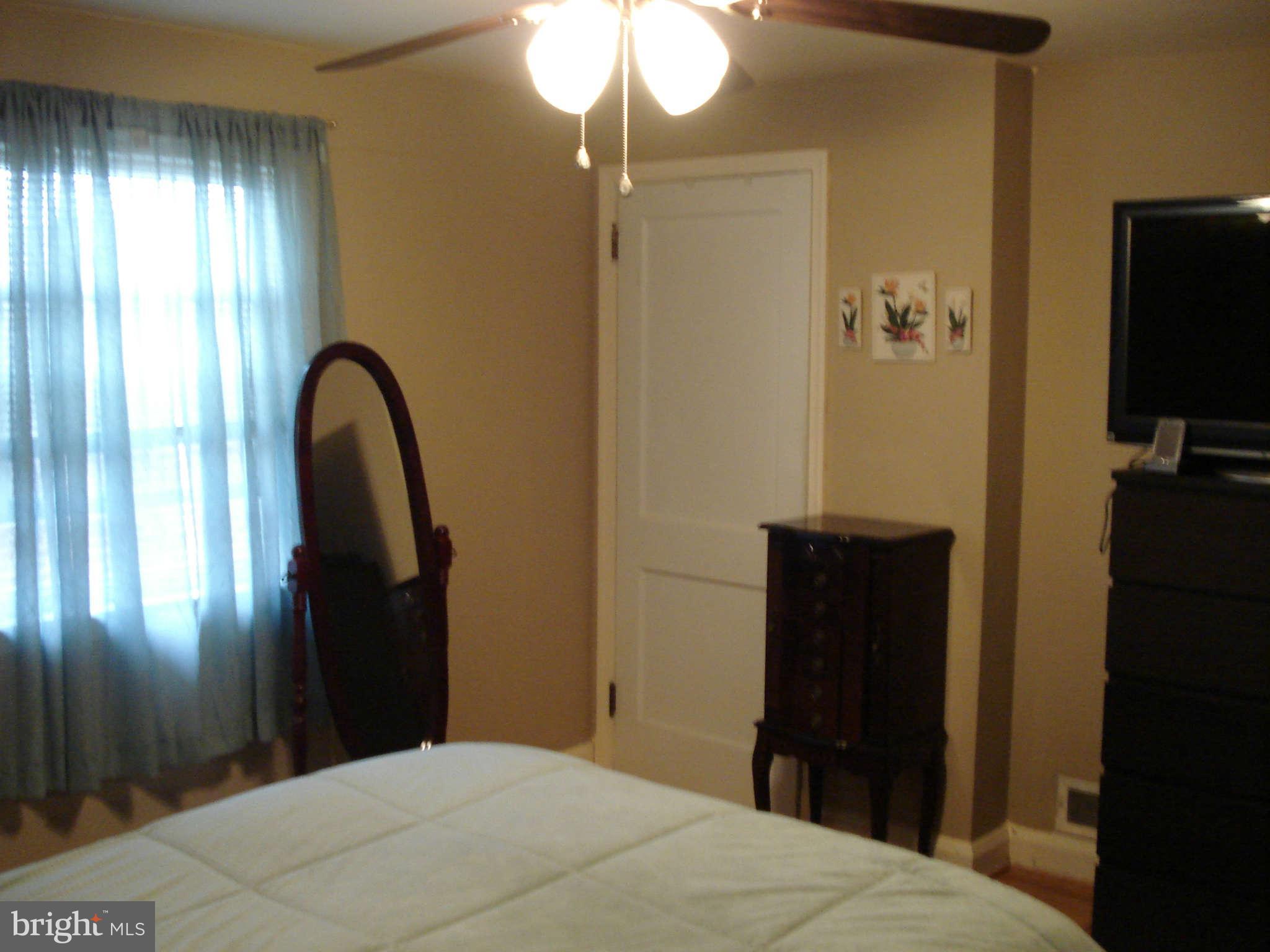 2804 Topaz Road Baltimore, MD 21234 - Photo 19 of 30 Bedroom (Master)