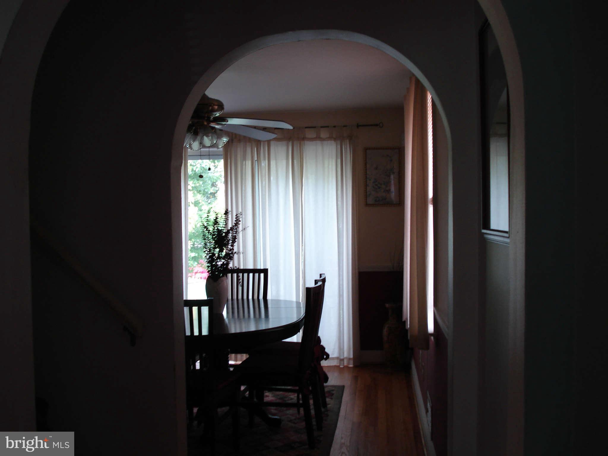 2804 Topaz Road Baltimore, MD 21234 - Photo 10 of 30 Dining Room