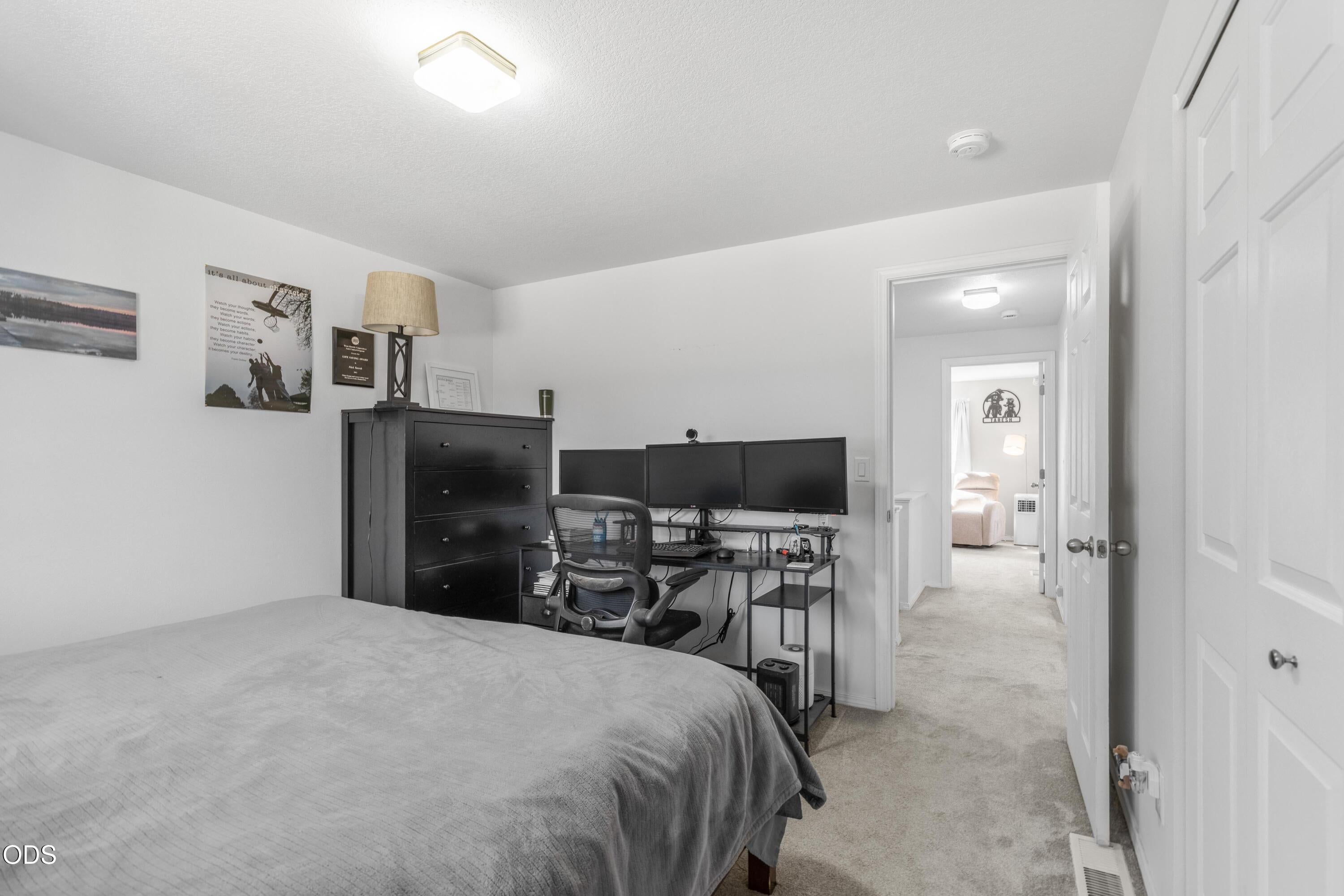 20716 Amber Way Bend, OR 97701 - Photo 17 of 34 Gallery Image 17