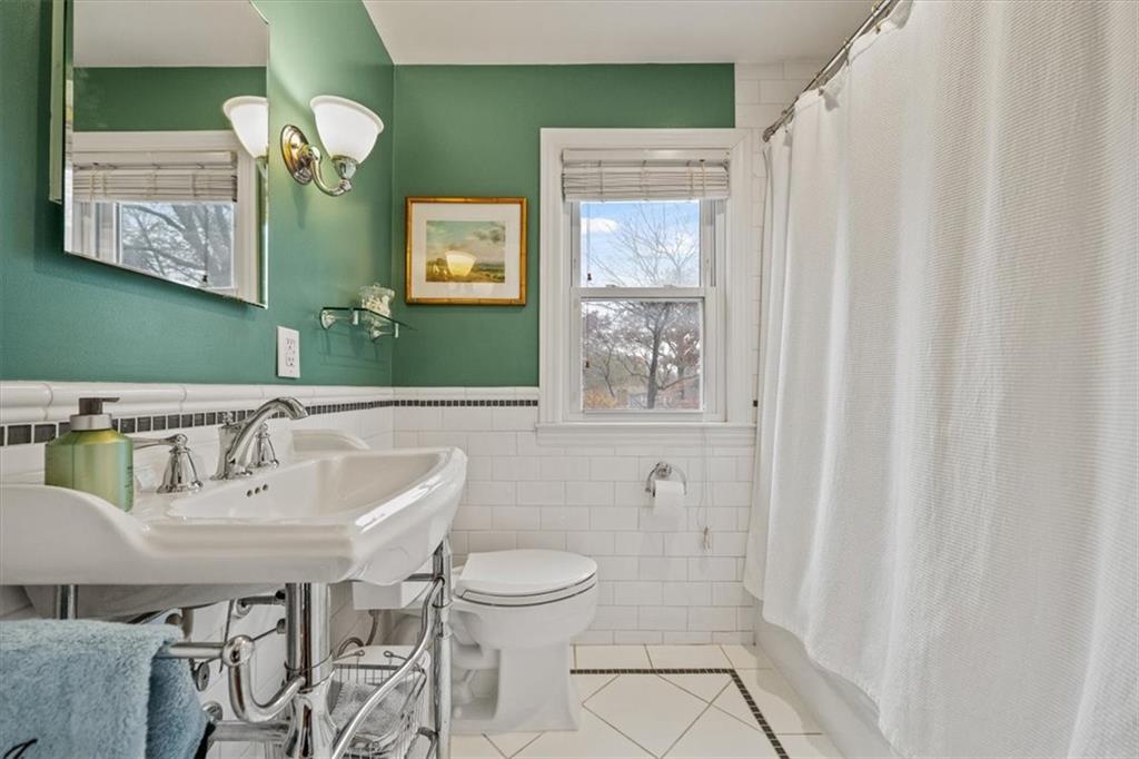 2812 West 49th Terrace Westwood, KS 66205 - Photo 21 of 35