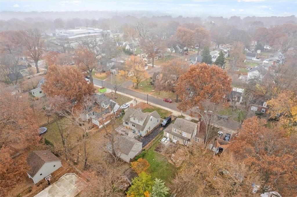 2812 West 49th Terrace Westwood, KS 66205 - Photo 31 of 35