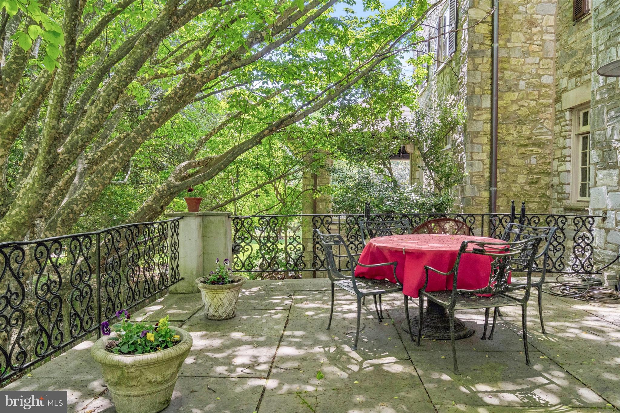 8410 Prospect Avenue Philadelphia, PA 19118 - Photo 11 of 46