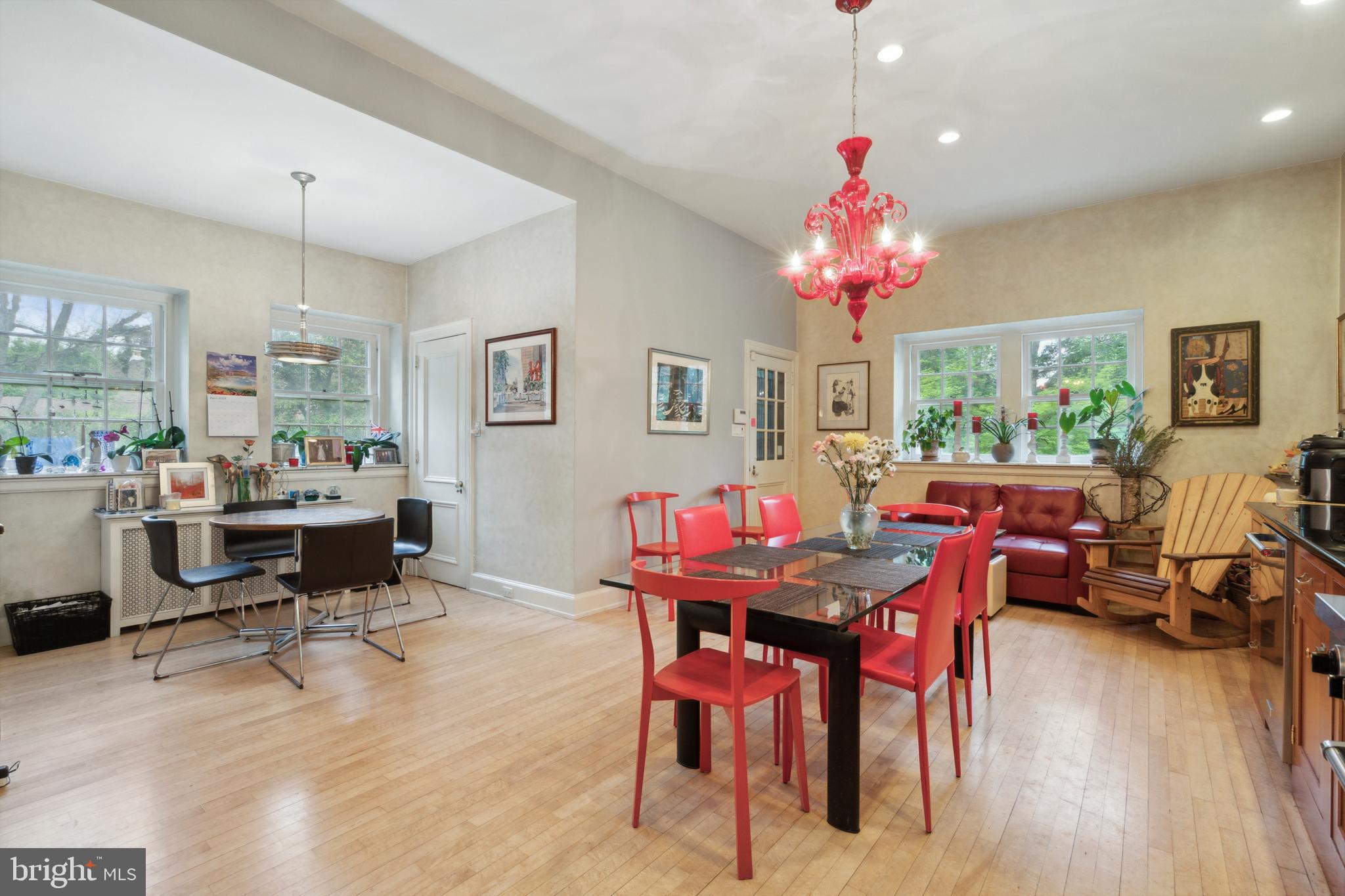 8410 Prospect Avenue Philadelphia, PA 19118 - Photo 14 of 46