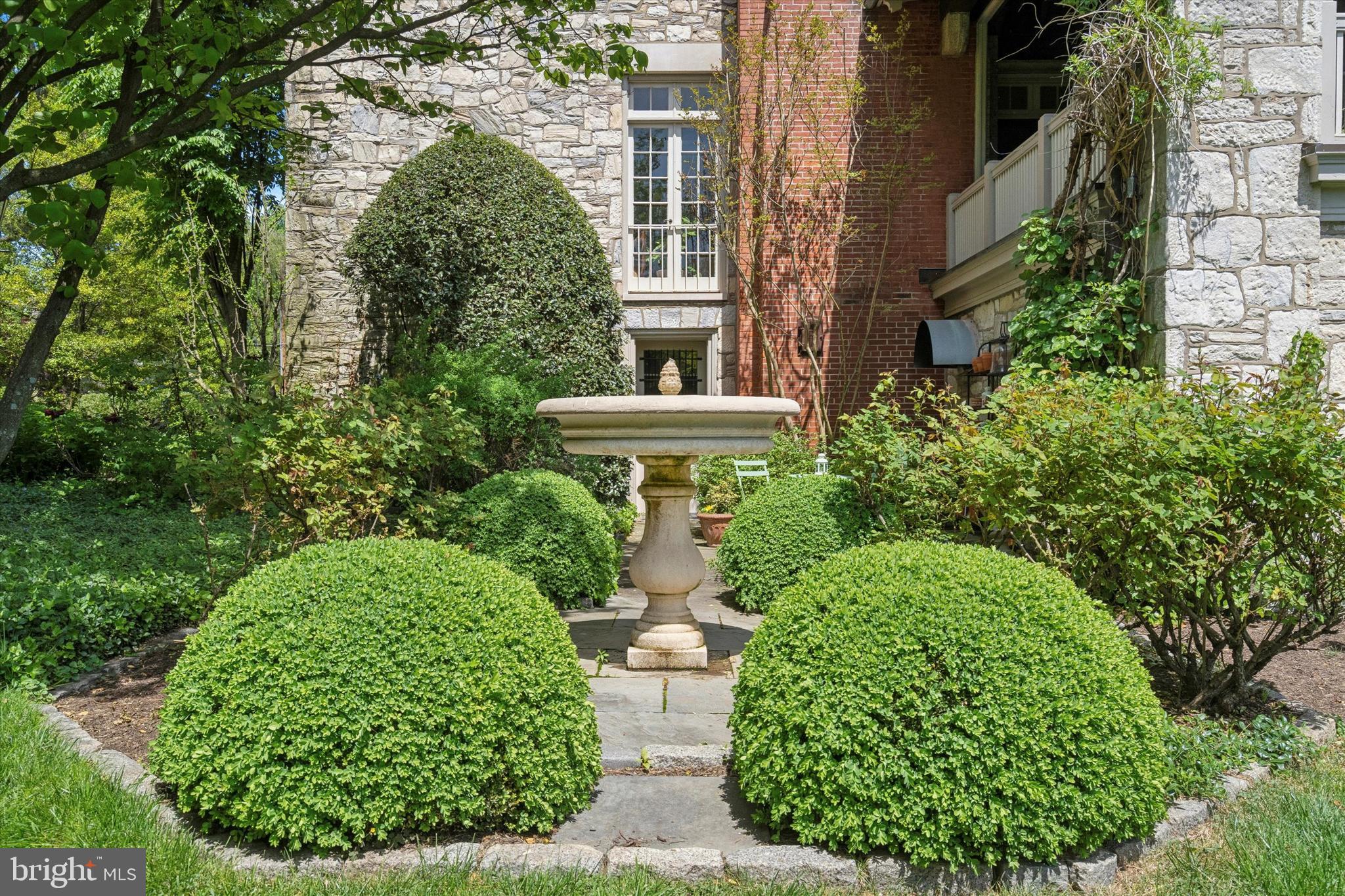 8410 Prospect Avenue Philadelphia, PA 19118 - Photo 21 of 46