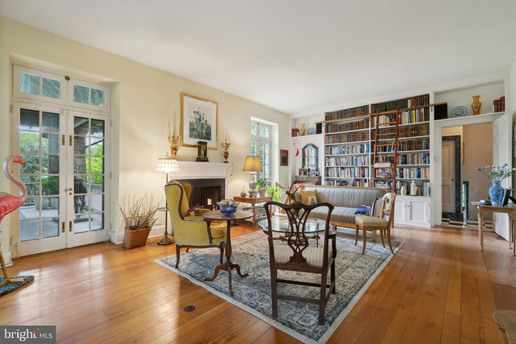 8410 Prospect Avenue Philadelphia, PA 19118 - Photo 6 of 46