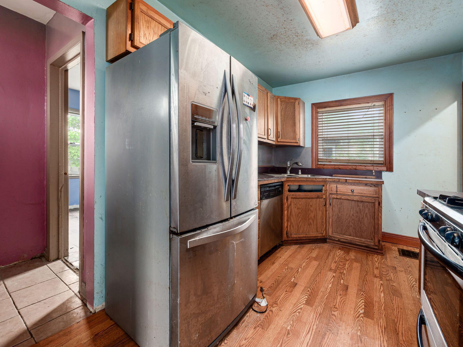 2231 Sale Road Columbus, OH 43224 - Photo 16 of 31 Kitchen