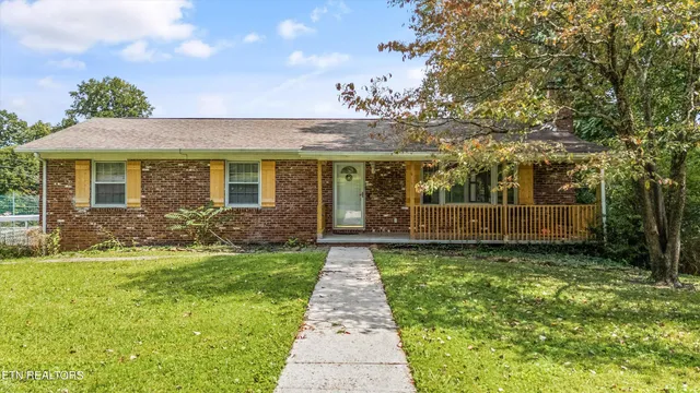 $449,900 | 4621 Royalview Road, Knoxville, TN 37921