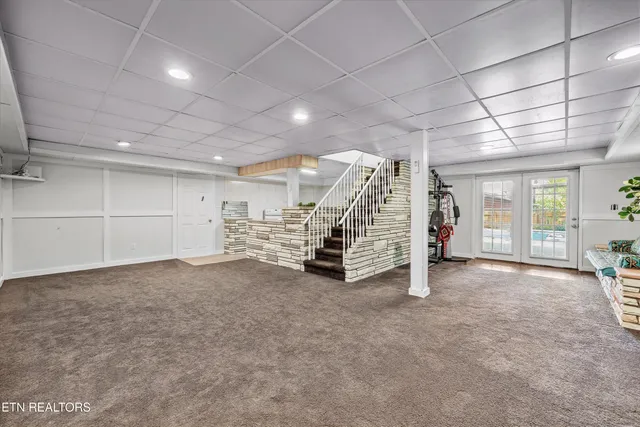 $449,900 | 4621 Royalview Road, Knoxville, TN 37921