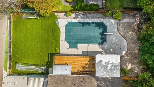 $449,900 | 4621 Royalview Road, Knoxville, TN 37921