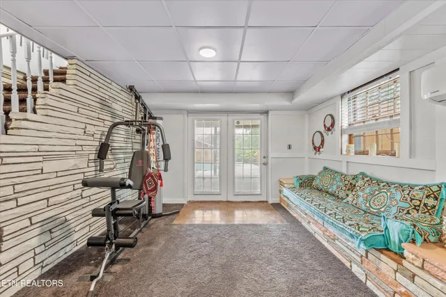 $449,900 | 4621 Royalview Road, Knoxville, TN 37921