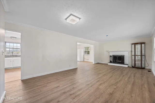 $449,900 | 4621 Royalview Road, Knoxville, TN 37921