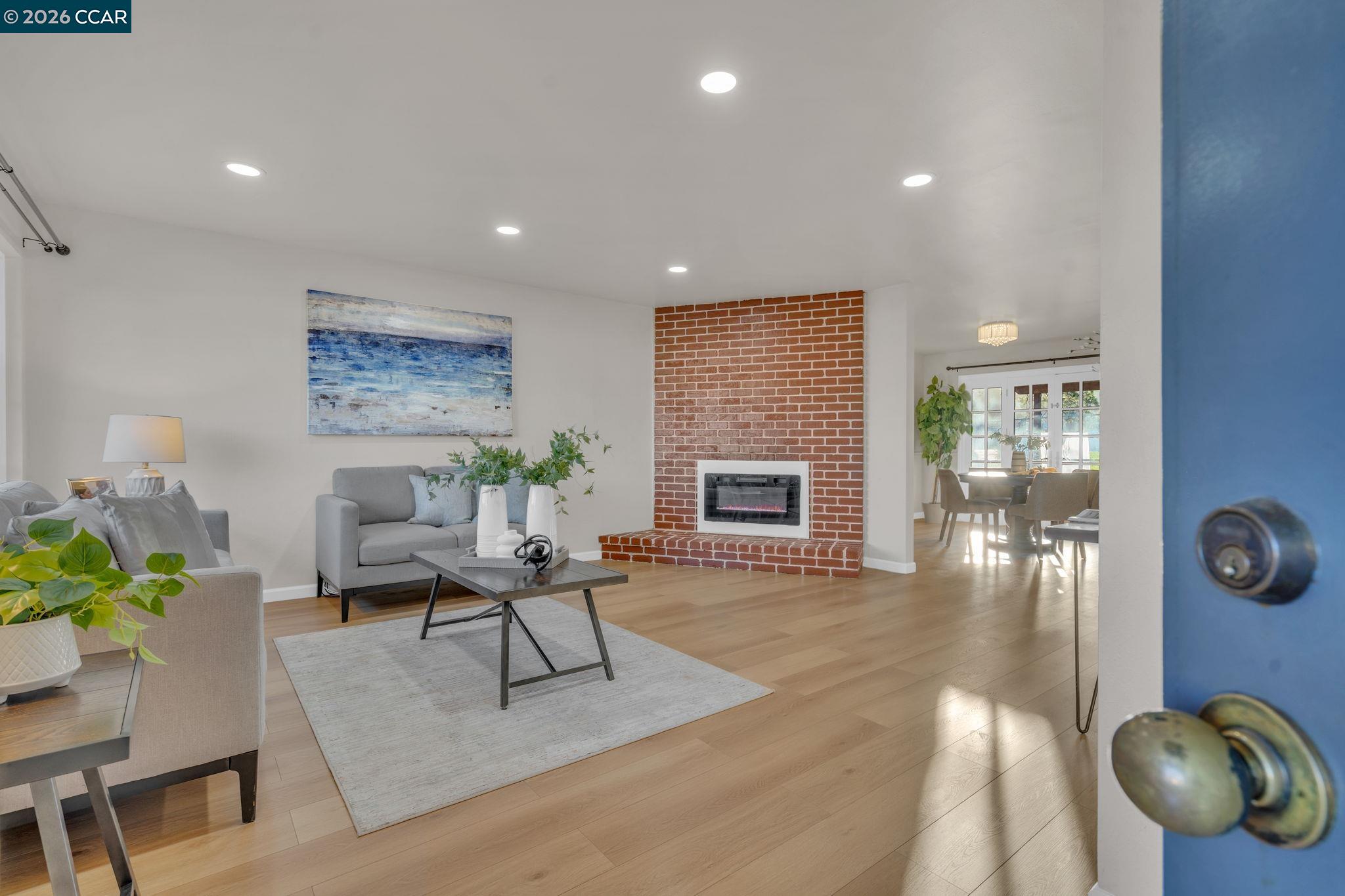 7472 Blue Fox Way San Ramon, CA 94583 - Photo 3 of 43