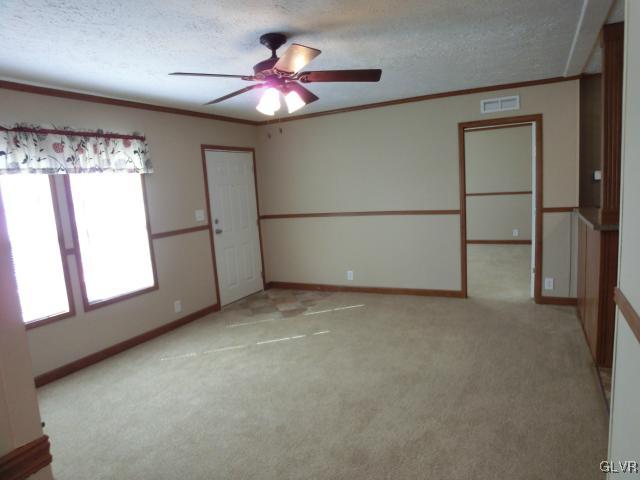 8709 Turkey Ridge Road Breinigsville, PA 18031 - Photo 3 of 10