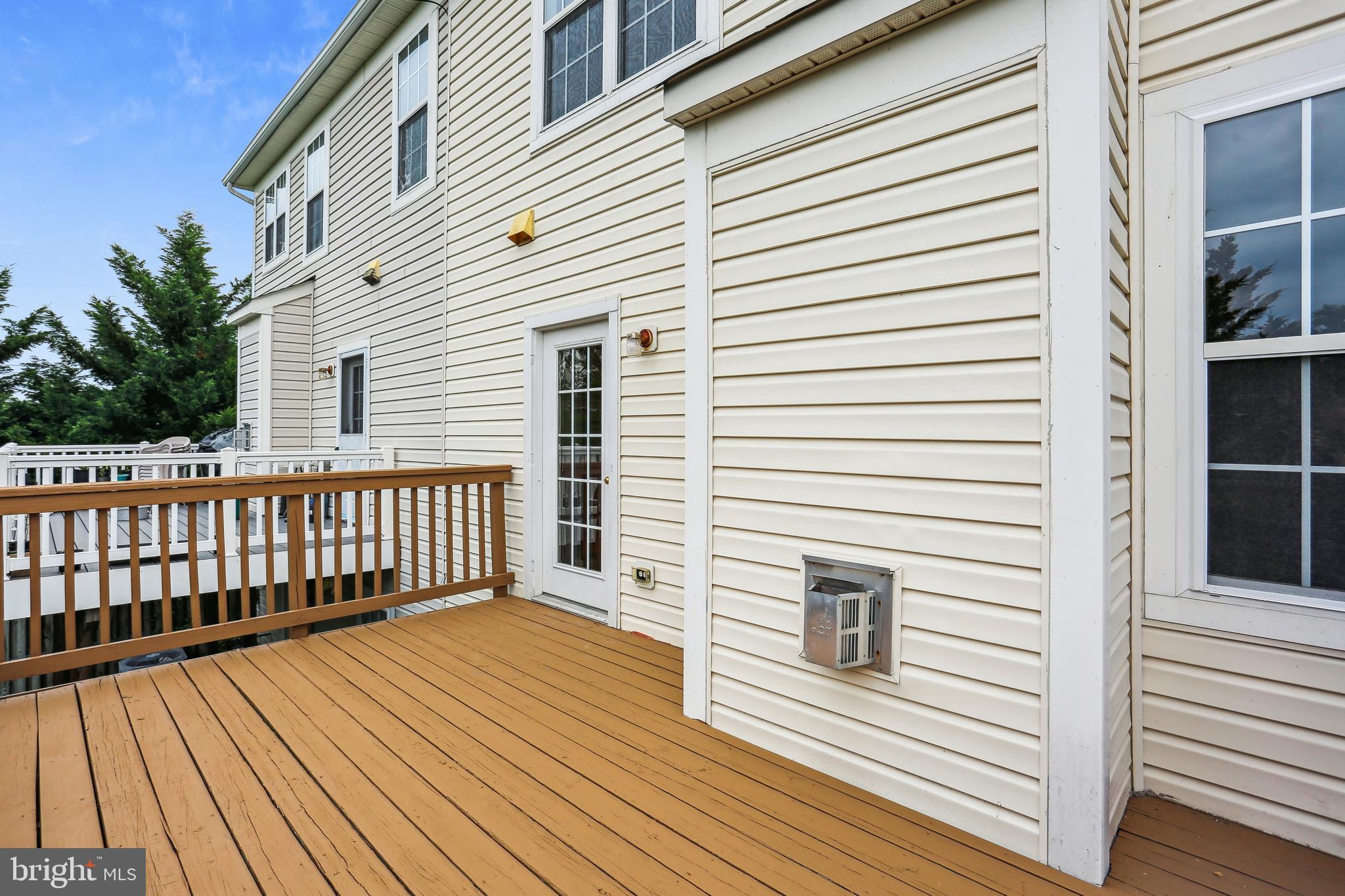 3 Inkberry Circle Gaithersburg, MD 20877 - Photo 17 of 52 Deck