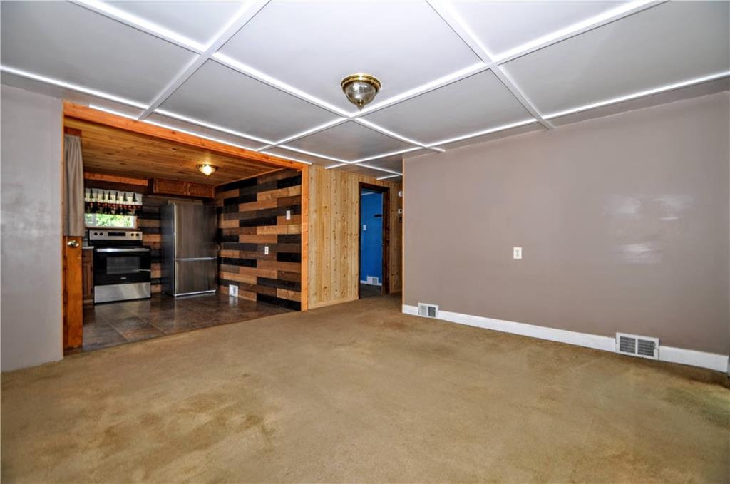 289 West Newton Road Elizabeth, PA 15037 - Photo 4 of 26 Gallery Image 4