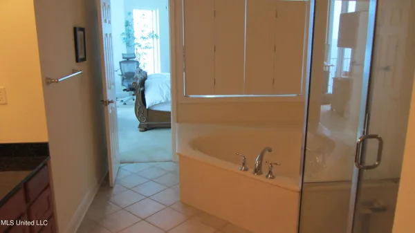 $2,900 | 2668 Beach Boulevard, Unit 1406, Biloxi, MS 39531
