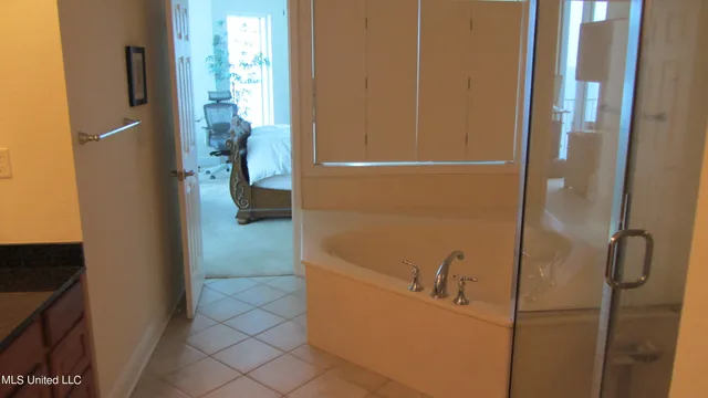 $3,100 | 2668 Beach Boulevard, Unit 1406, Biloxi, MS 39531