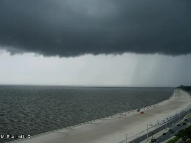 $3,100 | 2668 Beach Boulevard, Unit 1406, Biloxi, MS 39531