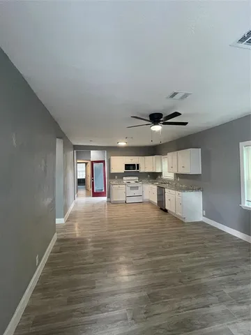 $1,490 | 603 Wyatt Street, Waxahachie, TX 75165