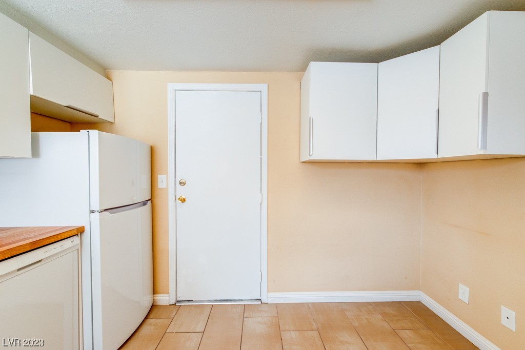 6508 Deadwood Road Las Vegas, NV 89108 - Photo 25 of 54