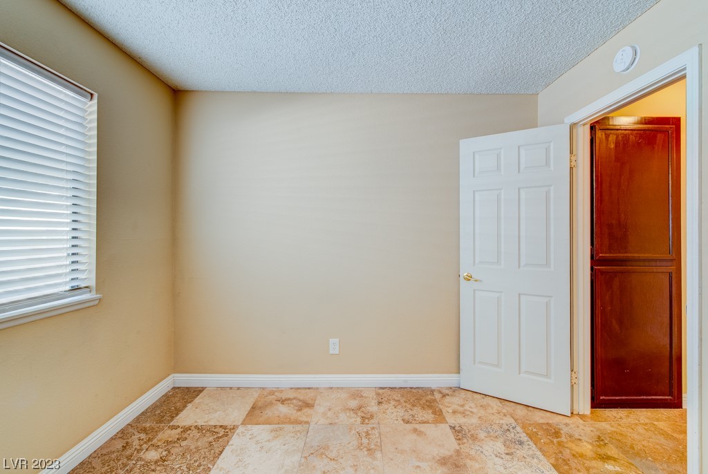6508 Deadwood Road Las Vegas, NV 89108 - Photo 36 of 54