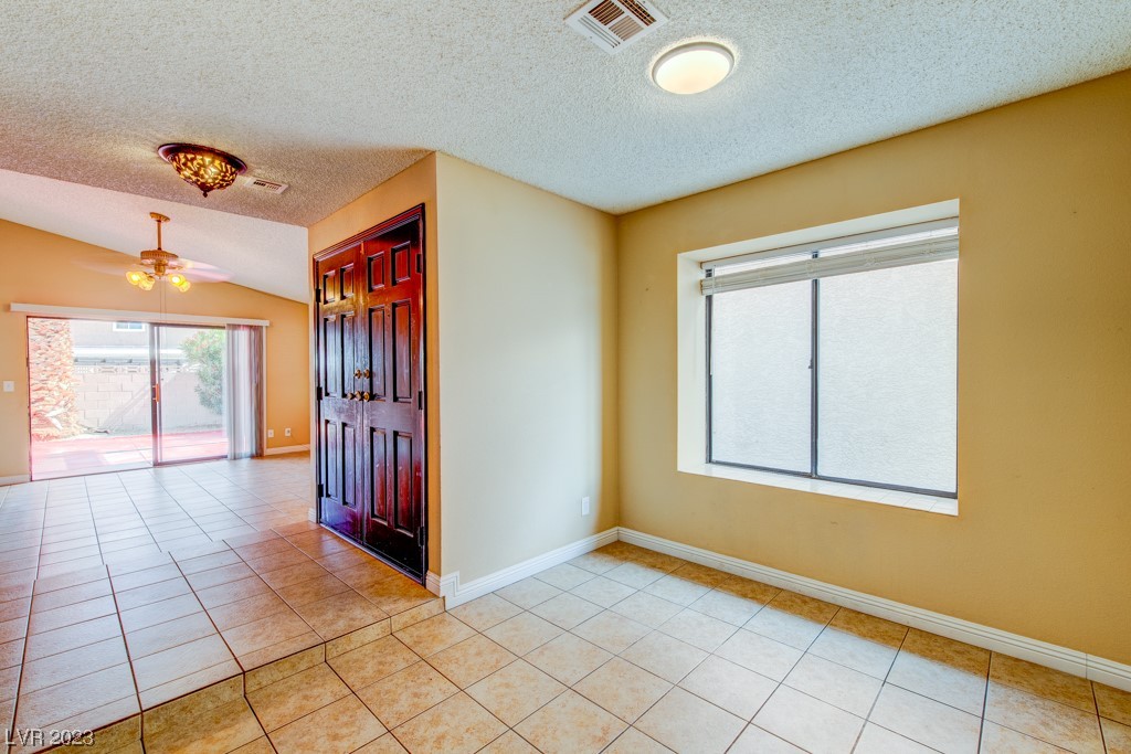 6508 Deadwood Road Las Vegas, NV 89108 - Photo 7 of 54
