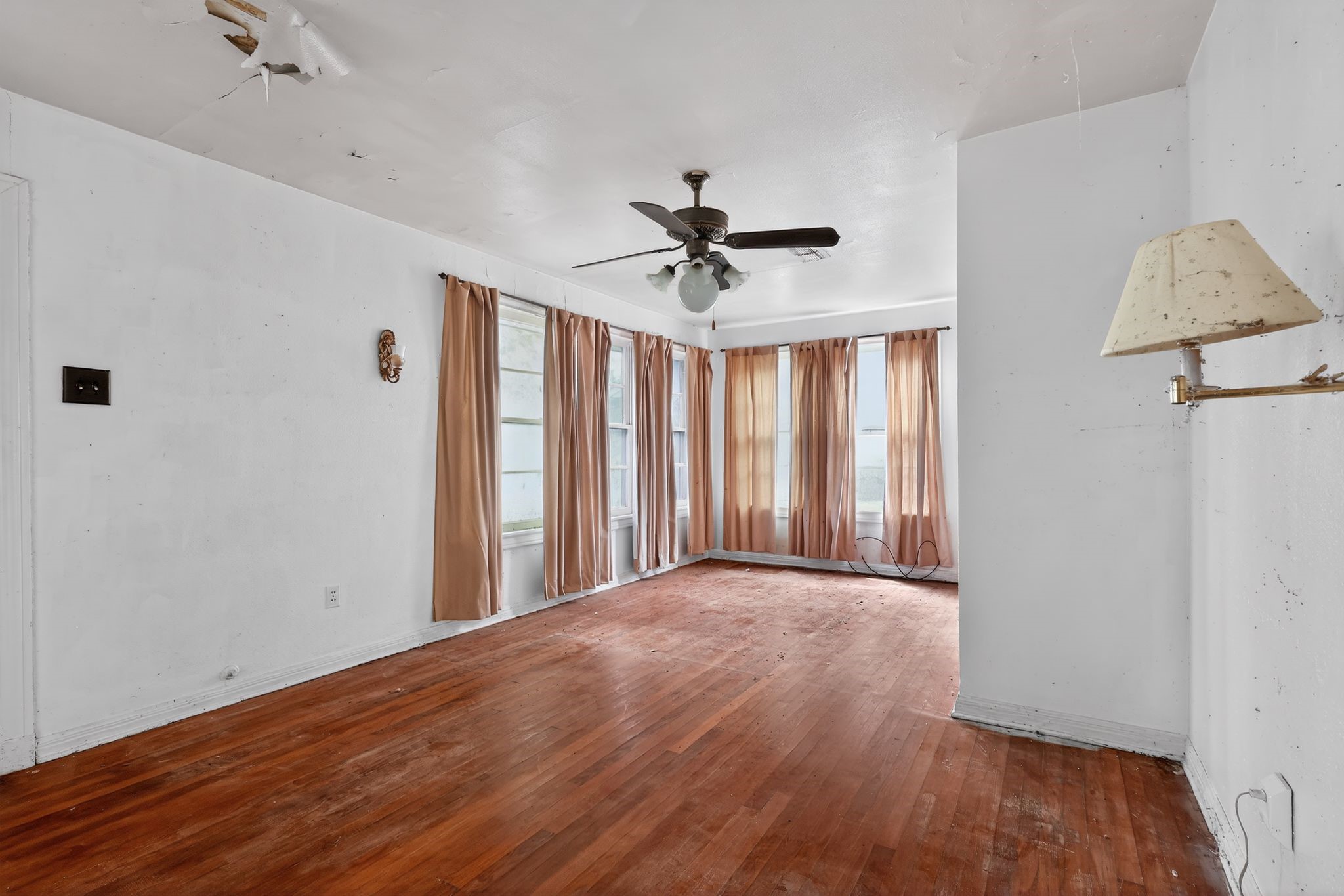 134 Scout Road Freeport, TX 77541 - Photo 7 of 33