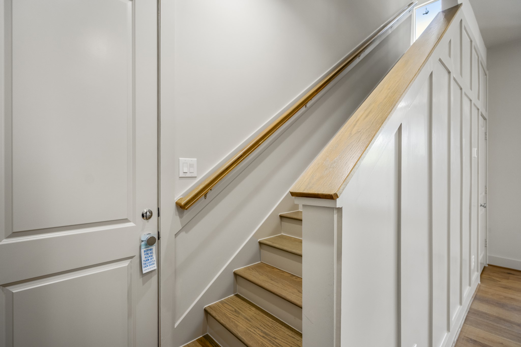 5229 Hillman Street, Unit A Houston, TX 77023 - Photo 12 of 50 a view of entryway