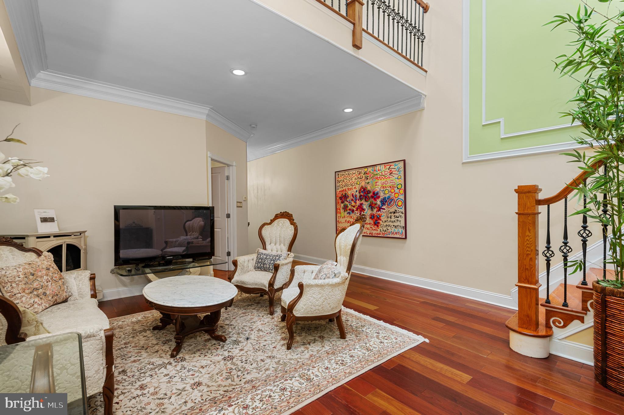 26 Strawberry Street Philadelphia, PA 19106 - Photo 50 of 64 a living room with furniture a table and potted plants