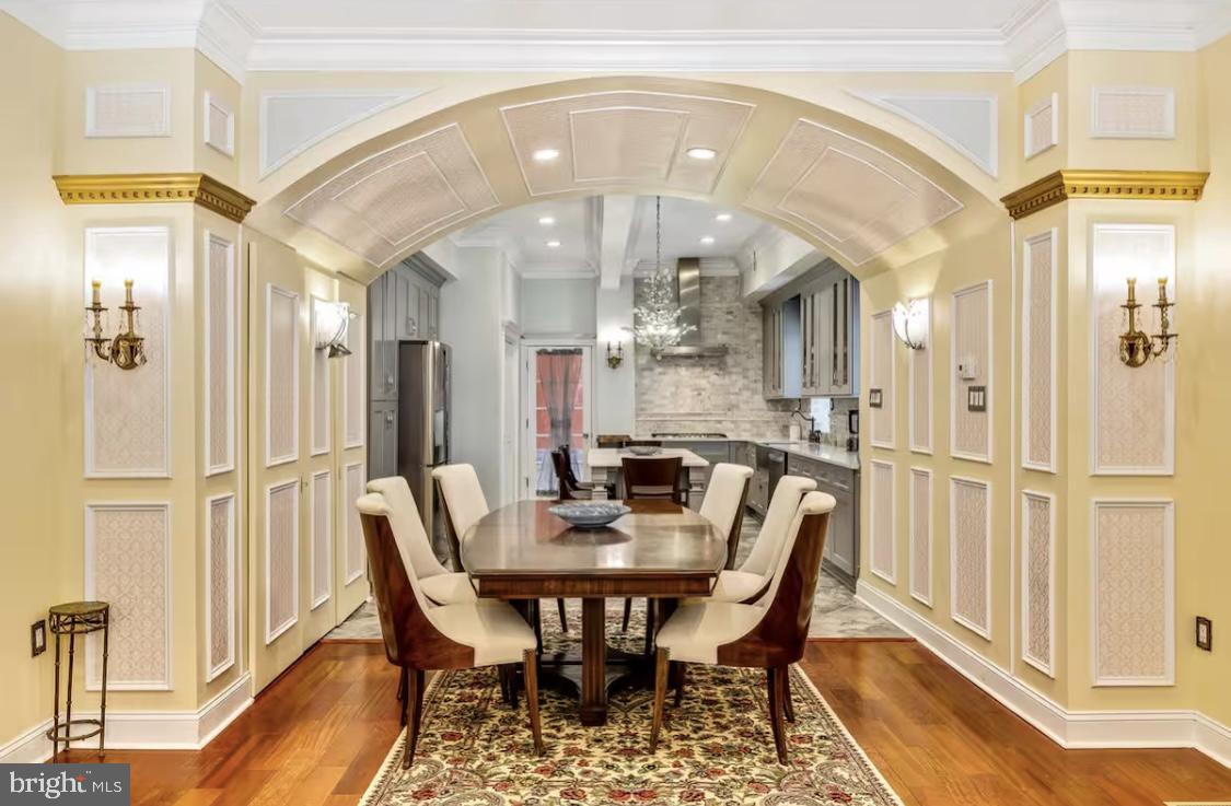 26 Strawberry Street Philadelphia, PA 19106 - Photo 8 of 64 a view of a dining room with furniture