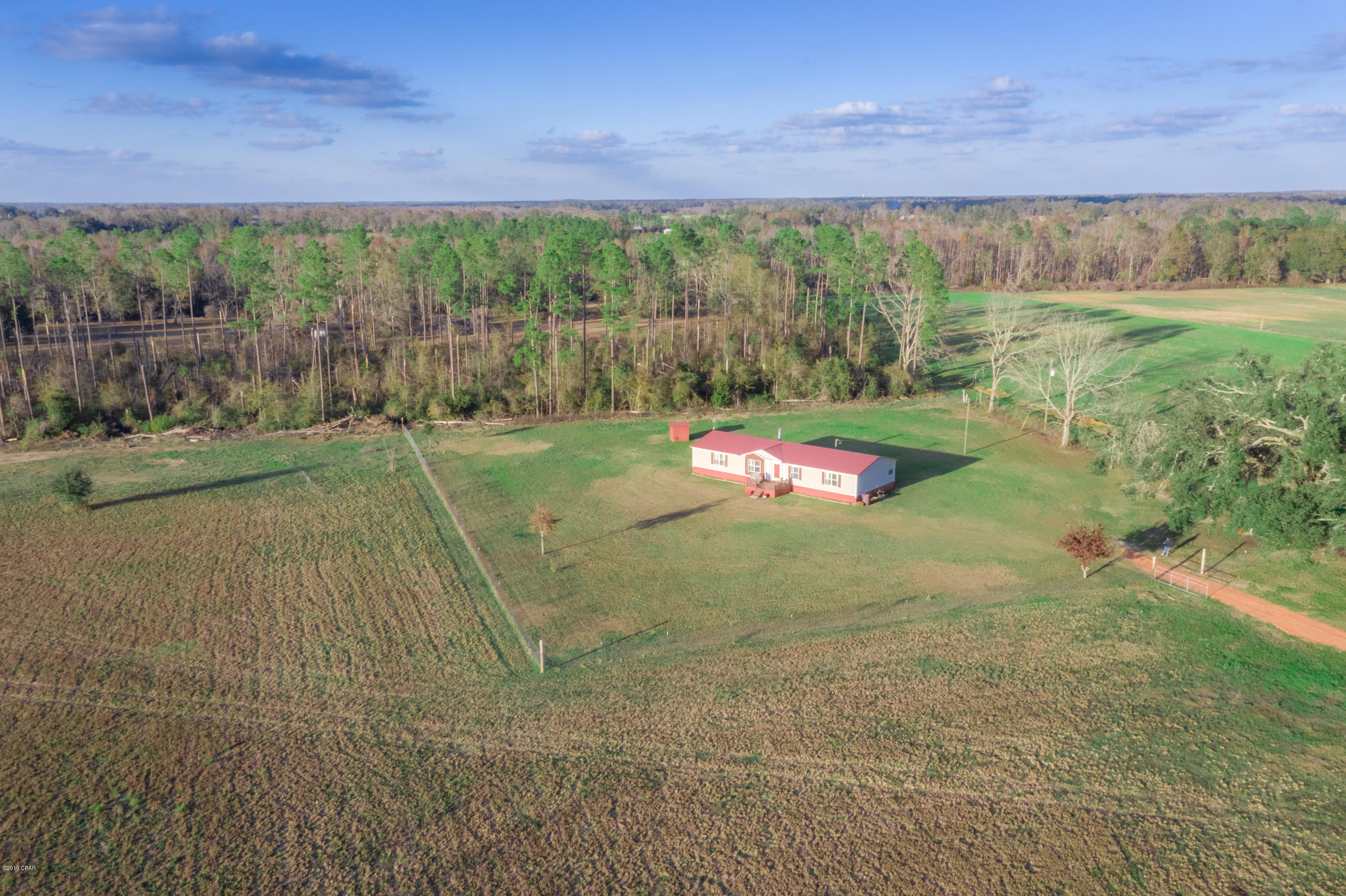 1790 Palmview Road Cottondale, FL 32431 - Photo 2 of 33