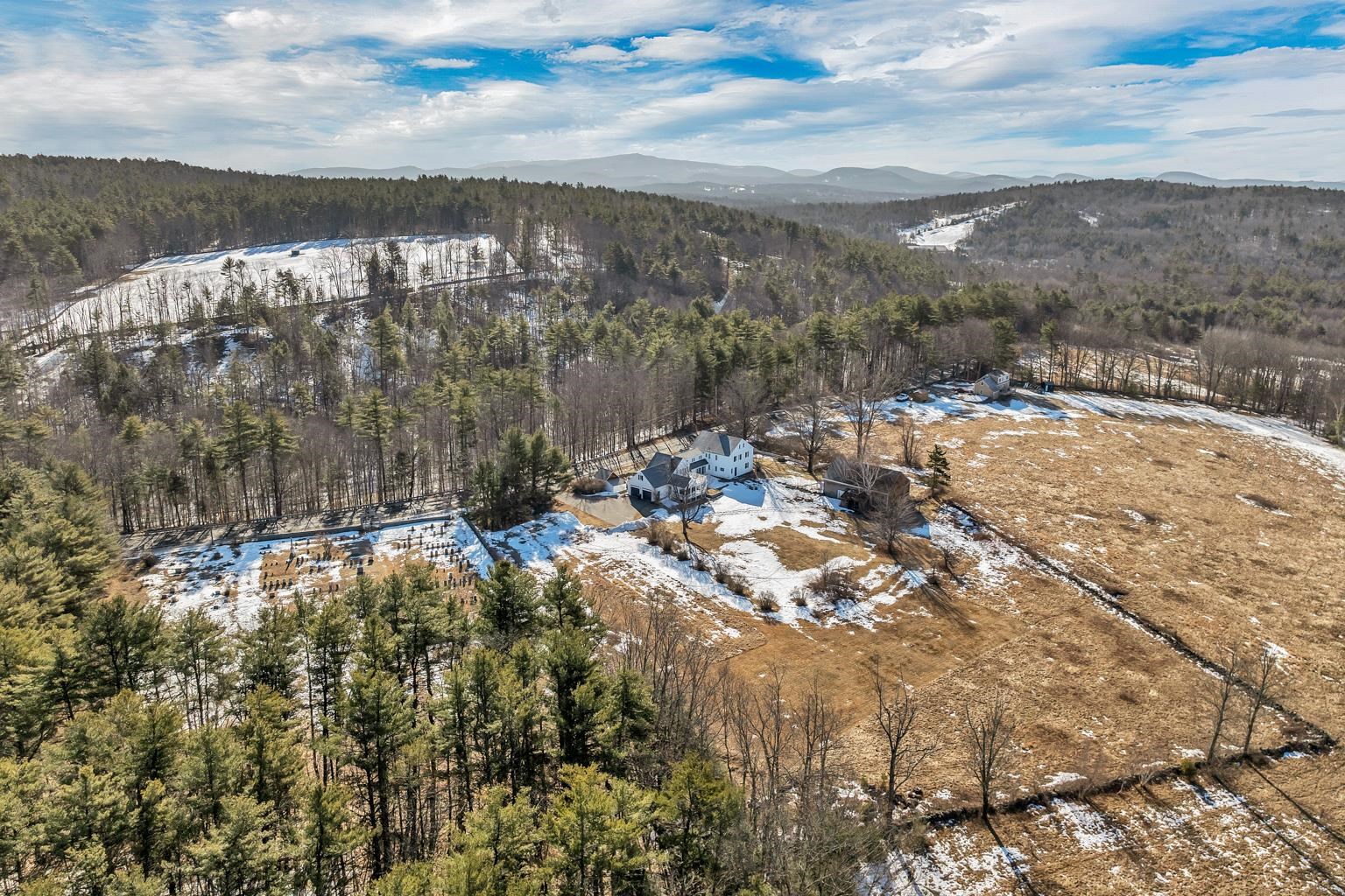 580 Pine Hill Road Wolfeboro, NH 03894 - Photo 12 of 47