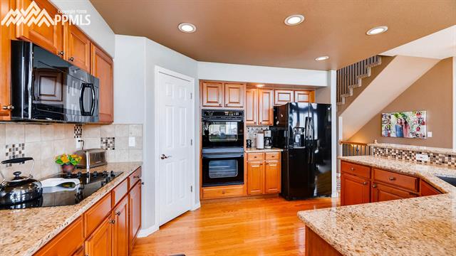 1325 Bowstring Road Monument, CO 80132 - Photo 7 of 36