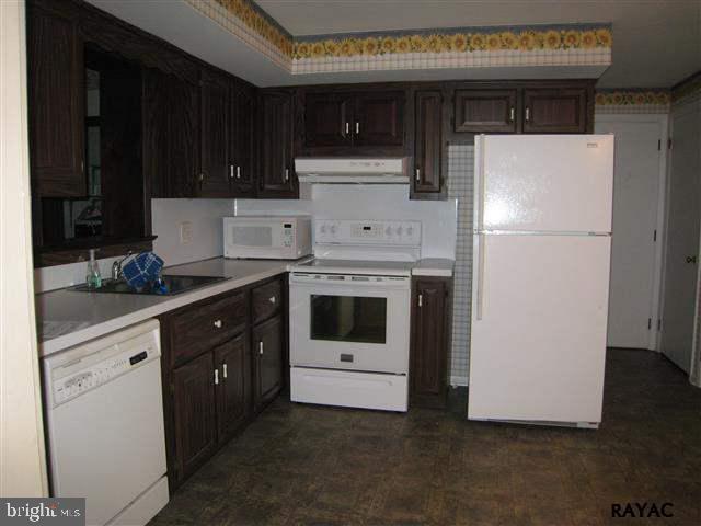 1839 Marigold Road York, PA 17408 - Photo 5 of 16
