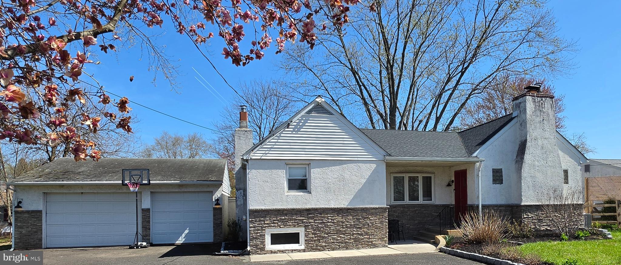 142 New Road Horsham, PA 19044 - Photo 3 of 38