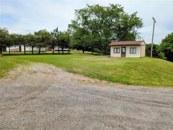 $169,900 | 3102 Canton Road Northwest, Carrollton, OH 44615