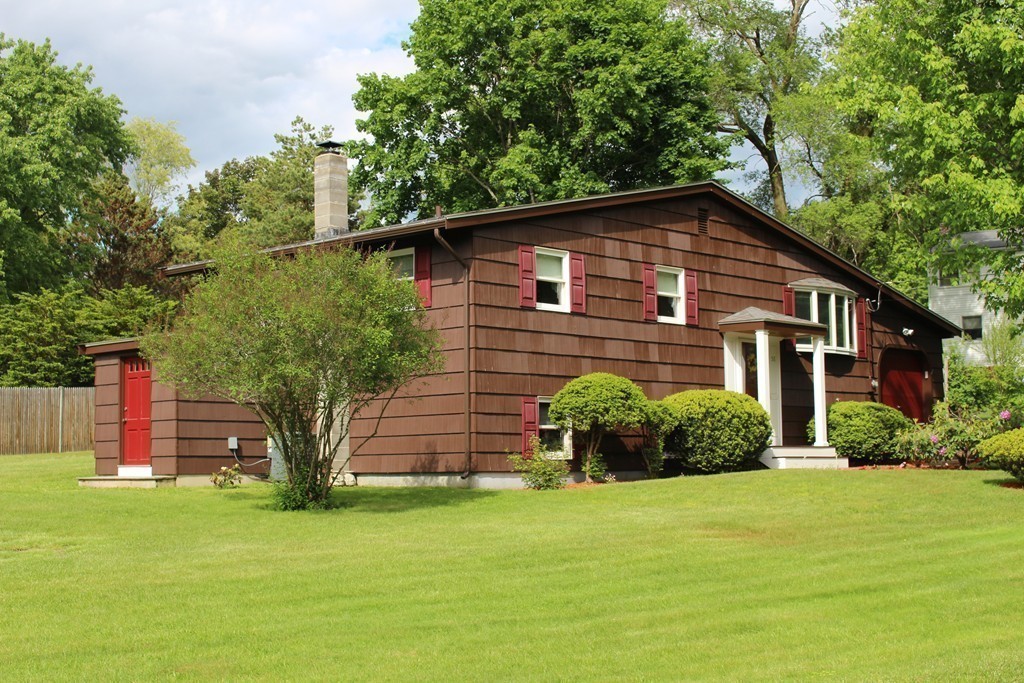 58 Anchorage Road Franklin, MA 02038 - Photo 1 of 30 Gallery Image 1