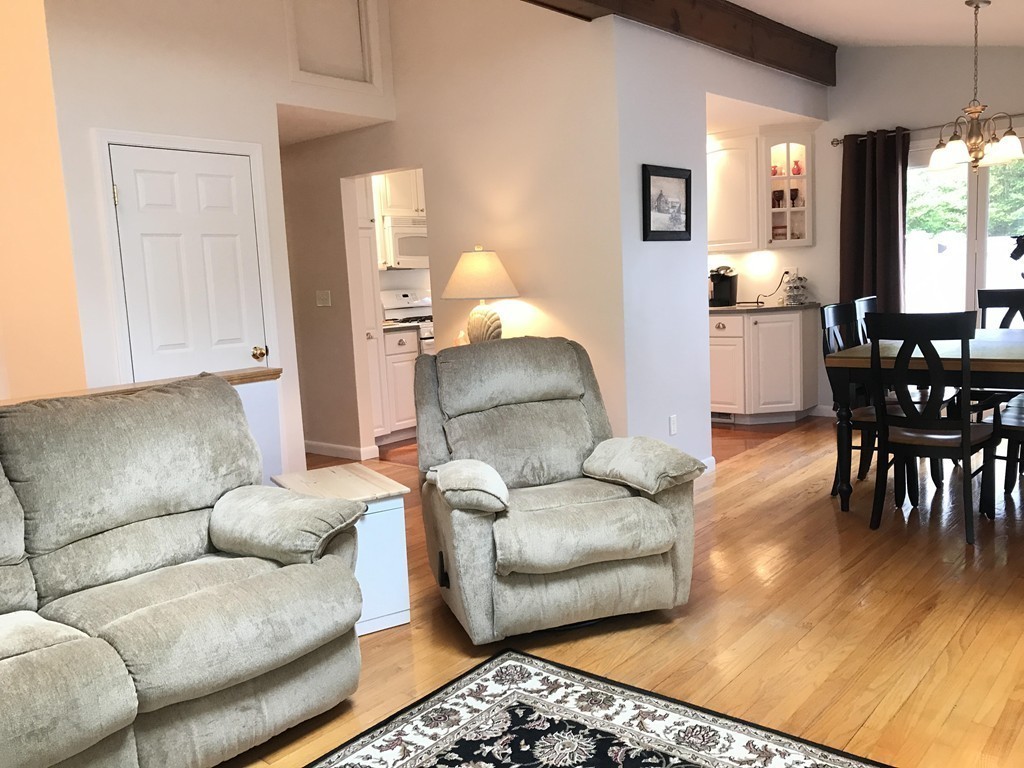 58 Anchorage Road Franklin, MA 02038 - Photo 5 of 30 Gallery Image 5
