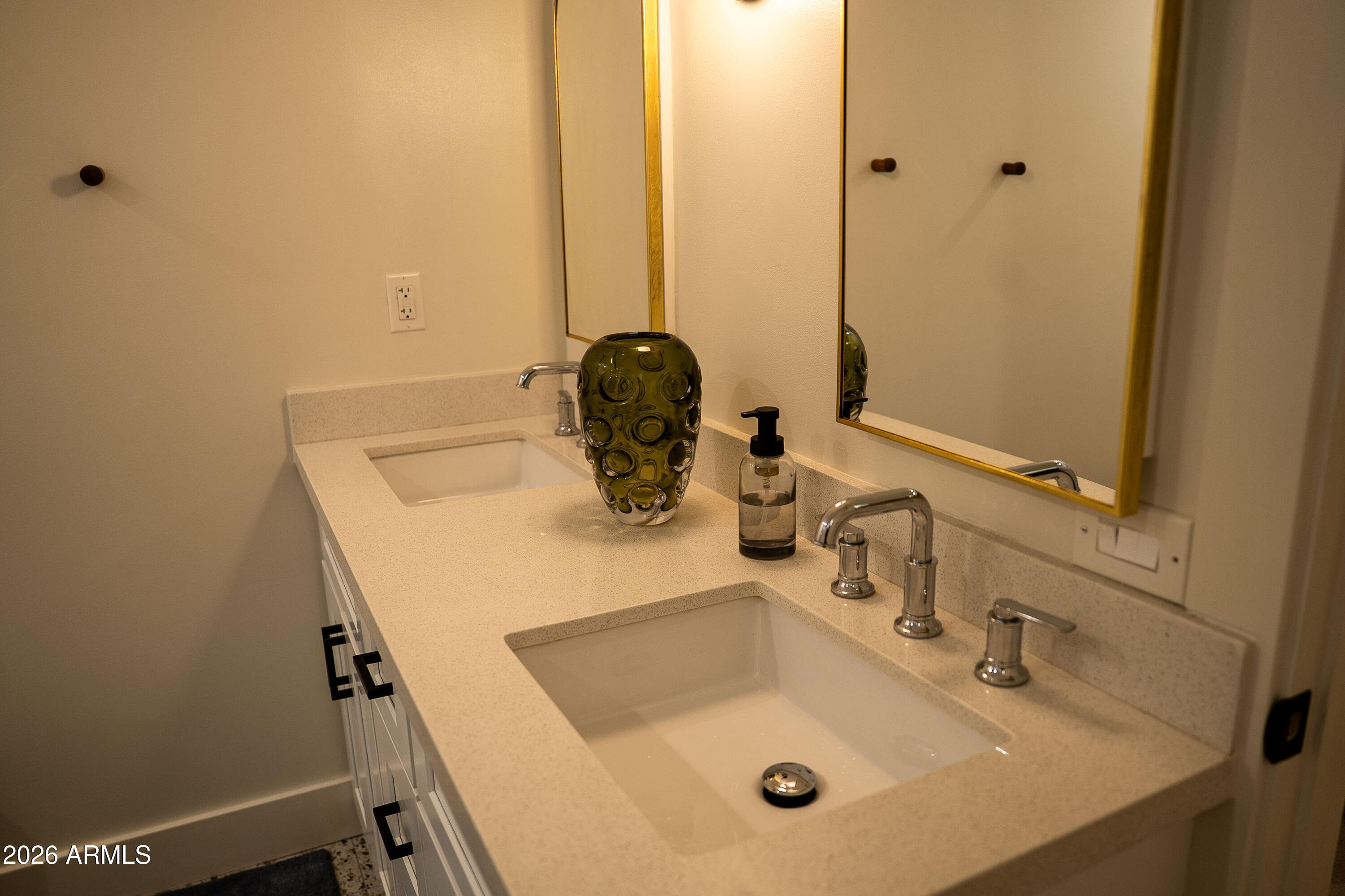 8701 East Chaparral Road Scottsdale, AZ 85250 - Photo 10 of 22 A7407922