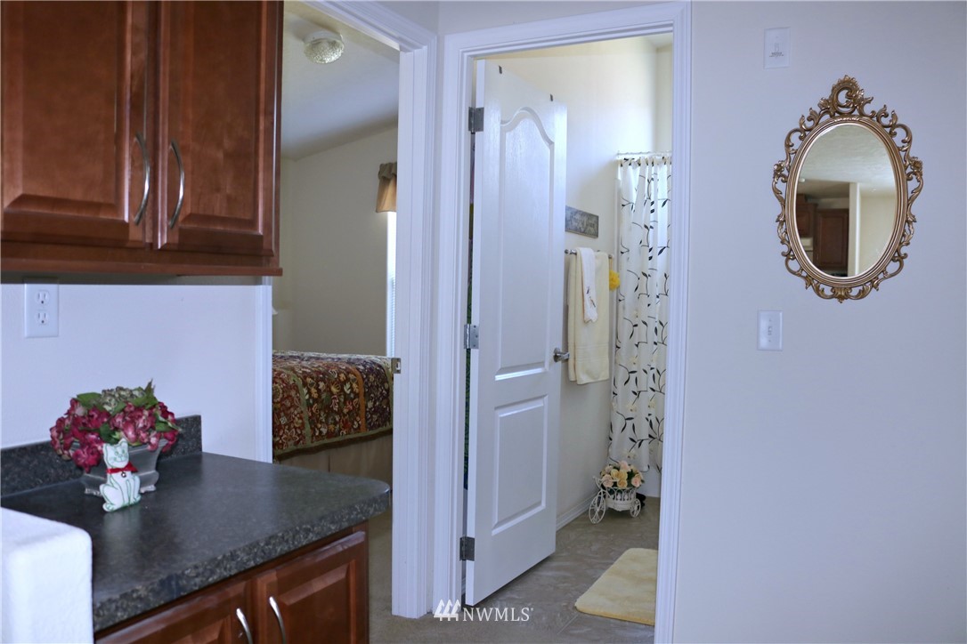 3139 McLeod Road Bellingham, WA 98225 - Photo 11 of 25 Gallery Image 11