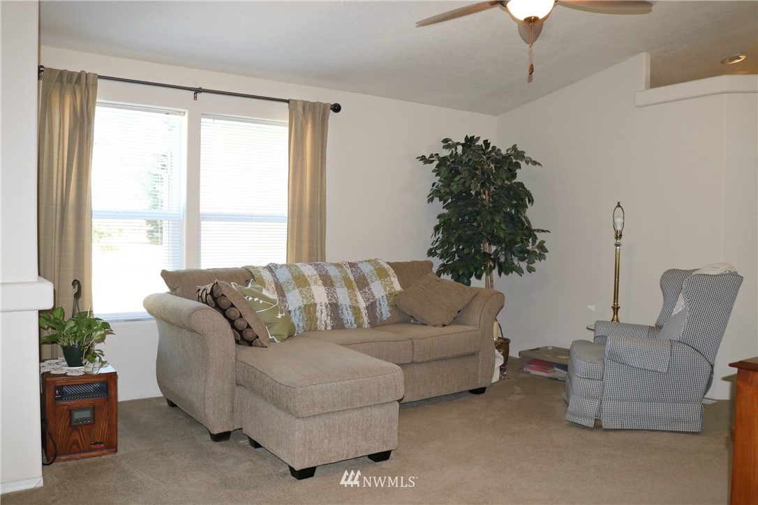 3139 McLeod Road Bellingham, WA 98225 - Photo 4 of 25 Gallery Image 4