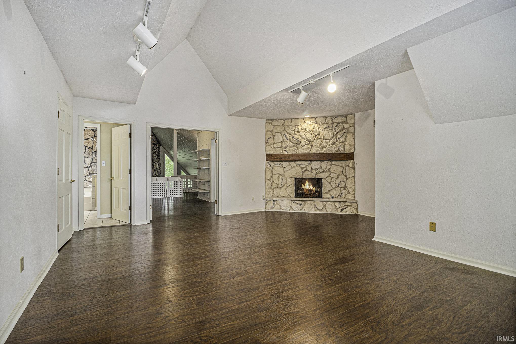 50580 Ridgemoor Way Granger, IN 46530 - Photo 14 of 23 Gallery Image 14