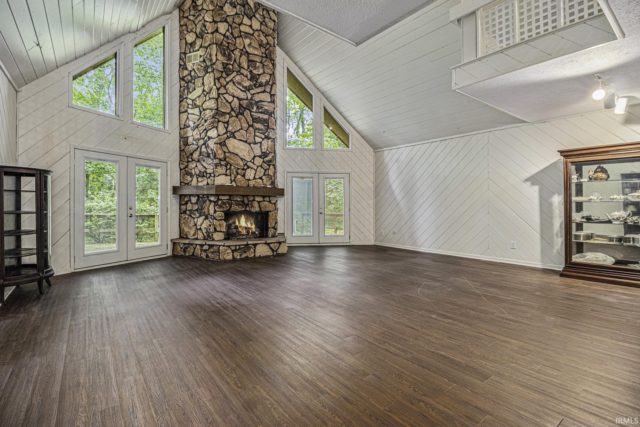 50580 Ridgemoor Way Granger, IN 46530 - Photo 2 of 23 Gallery Image 2