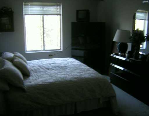 2120 Greentree Road, Unit 804E Pittsburgh, PA 15220 - Photo 3 of 6 Master Bedroom.